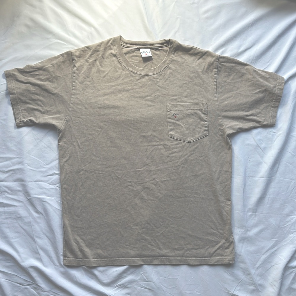 Grey/tan “Noah” shirt - Sz L